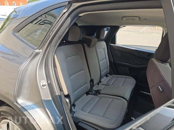 2022 Ford Escape S - miniatura 16