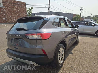 2022 Ford Escape S - miniatura 3