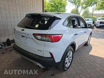 2022 Ford Escape S – miniatura 3