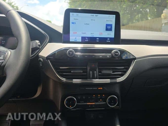 2022 Ford Escape SE – miniatura 10