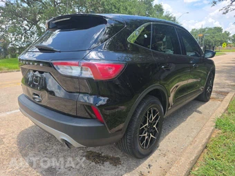 2022 Ford Escape SE – miniatura 3
