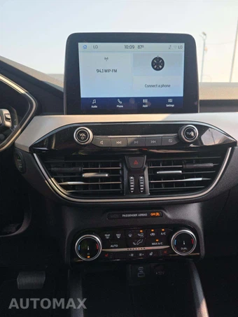 2022 Ford Escape SE - miniatura 10