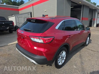 2022 Ford Escape SE - miniatura 4