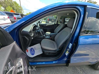 2022 Ford Escape SE - miniatura 6