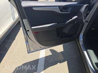 2022 Ford Escape SE – miniatura 9