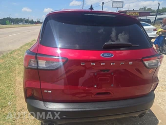 2022 Ford Escape SE – miniatura 5