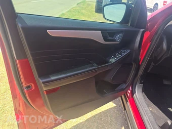 2022 Ford Escape SE – miniatura 9