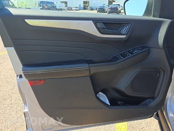 2022 Ford Escape SE - miniatura 9