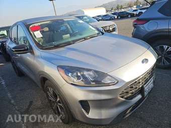 2022 Ford Escape SE – miniatura 3