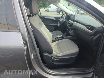 2022 Ford Escape SE – miniatura 8