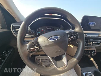 2022 Ford Escape SE - miniatura 10