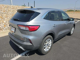 2022 Ford Escape SE - miniatura 3