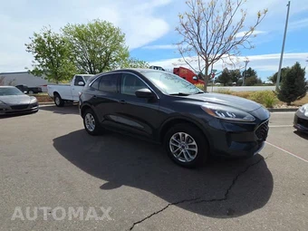 2022 Ford Escape SE – miniatura 3