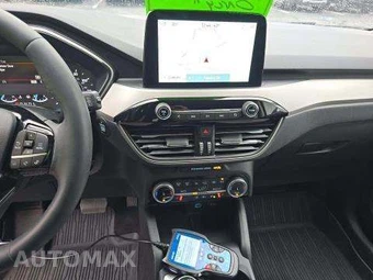 2022 Ford Escape SE – miniatura 10