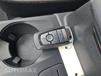 2022 Ford Escape SE – miniatura 8