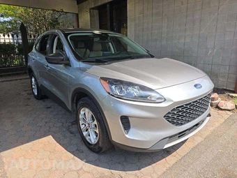2022 Ford Escape SE – miniatura 4