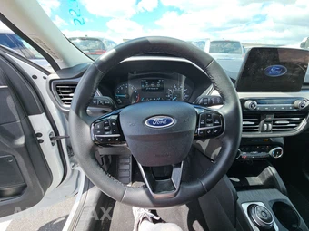 2022 Ford Escape SE – miniatura 10