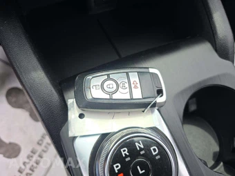2022 Ford Escape SE - miniatura 8