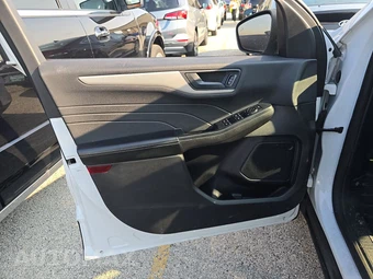 2022 Ford Escape SE - miniatura 15