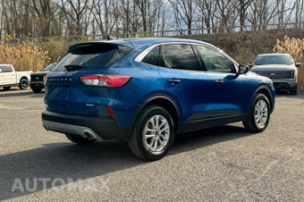 2022 Ford Escape SE - miniatura 3