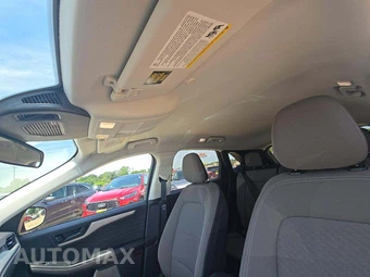 2022 Ford Escape SE - miniatura 8