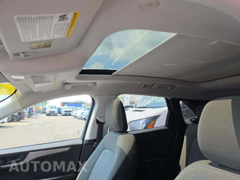 2022 Ford Escape SE - miniatura 11
