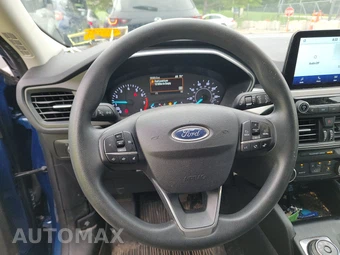 2022 Ford Escape SE - miniatura 10