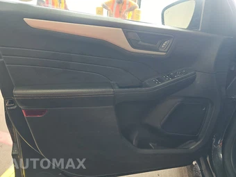 2022 Ford Escape SE - miniatura 9