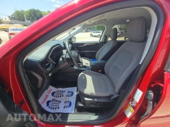 2022 Ford Escape SE - miniatura 3