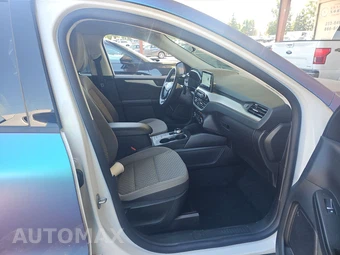2022 Ford Escape SE - miniatura 8