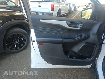 2022 Ford Escape SE - miniatura 9
