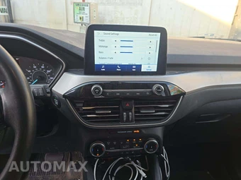 2022 Ford Escape SE - miniatura 10