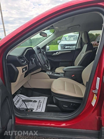 2022 Ford Escape SEL – miniatura 3