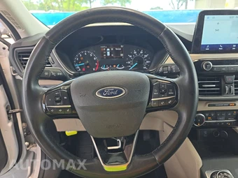 2022 Ford Escape SEL – miniatura 10