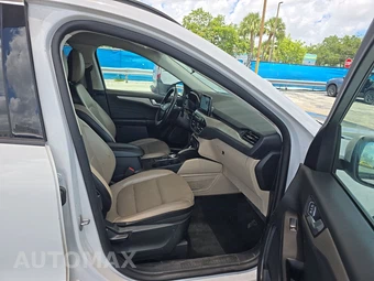 2022 Ford Escape SEL – miniatura 8