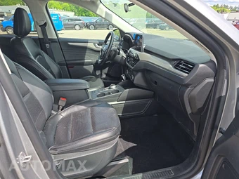 2022 Ford Escape SEL - miniatura 8