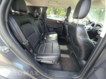 2022 Ford Escape SEL – miniatura 13