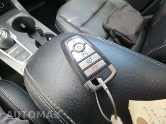 2022 Ford Escape SEL – miniatura 5