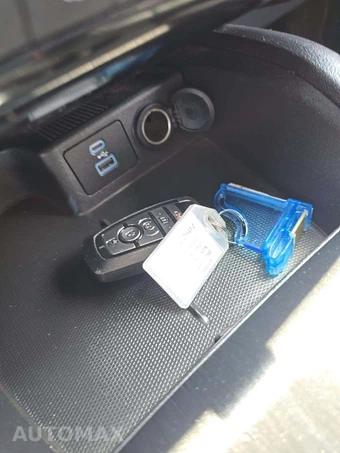 2022 Ford Escape SEL – miniatura 8