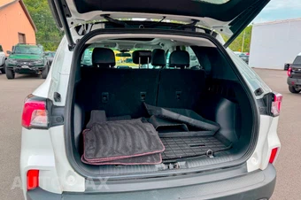 2022 Ford Escape SEL - miniatura 13