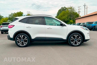 2022 Ford Escape SEL - miniatura 2