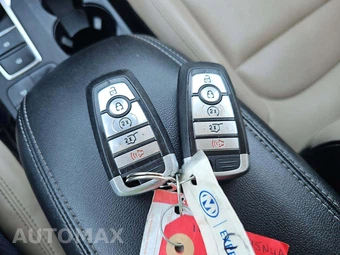 2022 Ford Escape SEL - miniatura 5
