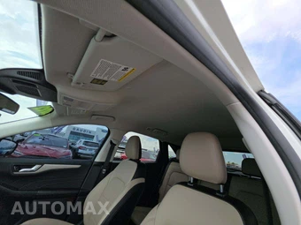 2022 Ford Escape SEL – miniatura 11
