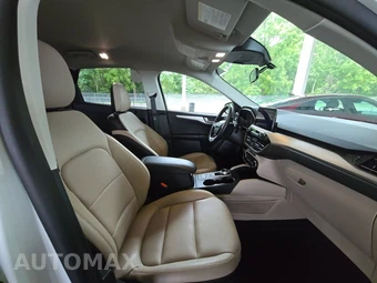 2022 Ford Escape SEL - miniatura 8