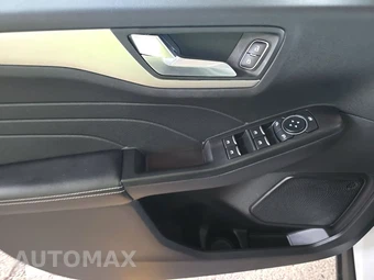 2022 Ford Escape SEL - miniatura 9