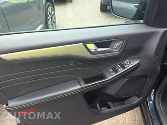 2022 Ford Escape SEL - miniatura 9