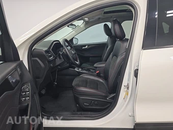 2022 Ford Escape SEL - miniatura 7