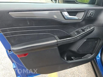 2022 Ford Escape Titanium - miniatura 9