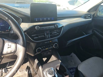 2022 Ford Escape Titanium - miniatura 11