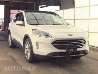 2022 Ford Escape Titanium - miniatura 3